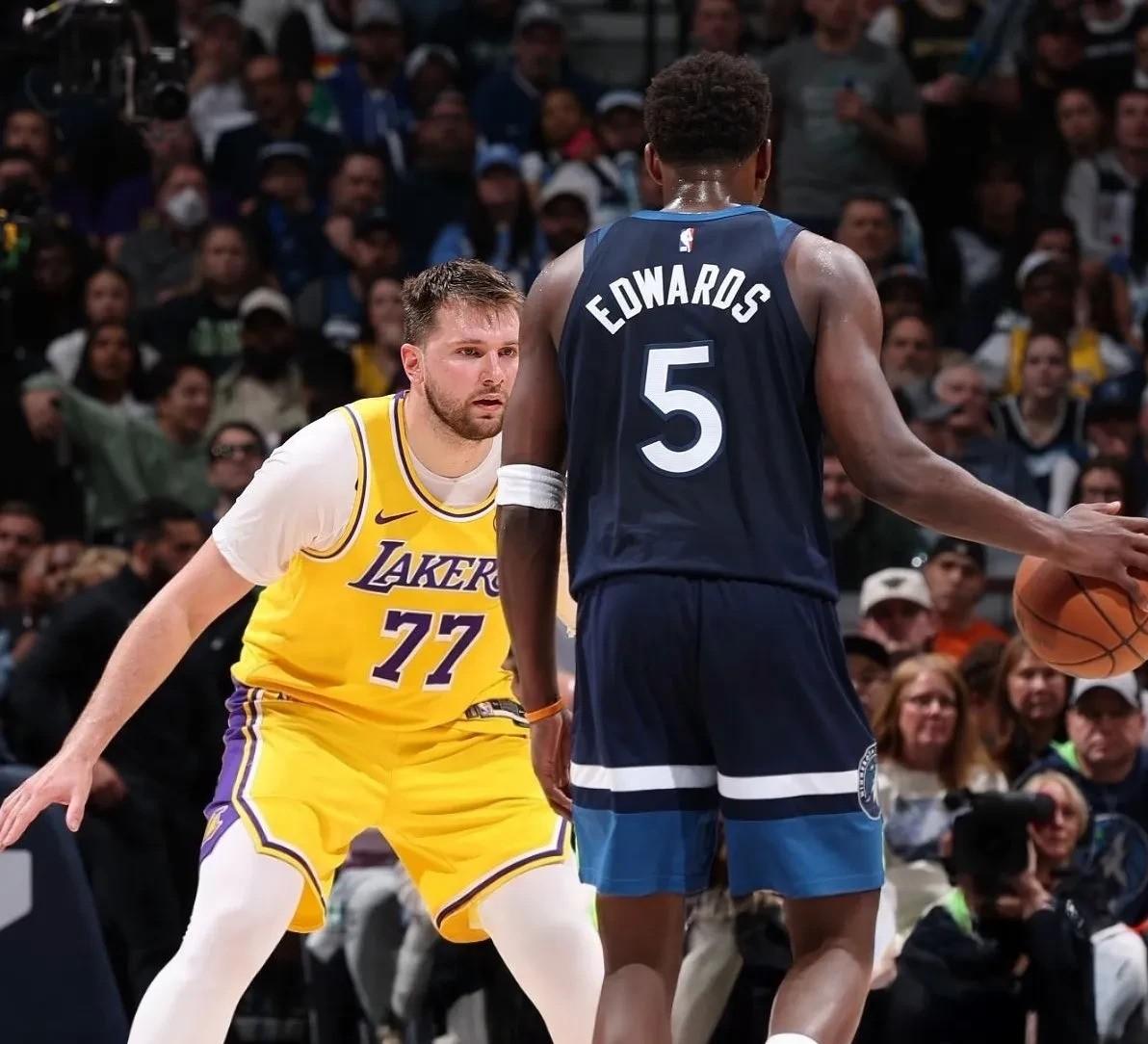 开云官方在线登录 -明尼苏达森林狼发布备战花絮，清晨主帅复盘，足总杯任务艰巨，训练强度明显提升的简单介绍